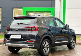 Подержанный автомобиль Chery Tiggo 4 2022 года (5 фото)