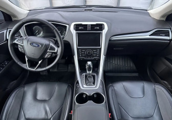 Подержанный автомобиль Ford Mondeo Sedan 2018 года (9 фото)
