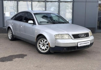 Подержанный автомобиль Audi A6 Sedan 2001 года (3 фото)