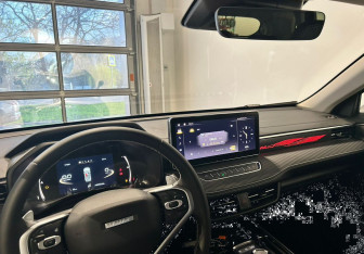 Новый Haval Jolion 2025 (9 фото)