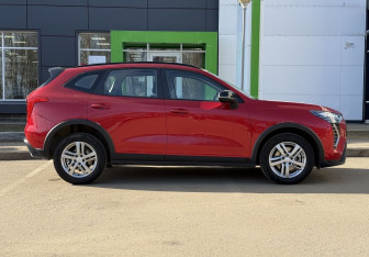 Подержанный автомобиль Haval Jolion 2024 года (4 фото)