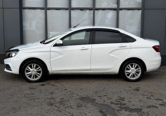 Подержанный автомобиль LADA (ВАЗ) Vesta Sedan 2018 года (6 фото)