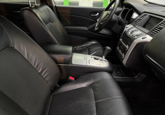 Подержанный автомобиль Nissan Murano Suv 2011 года (12 фото)