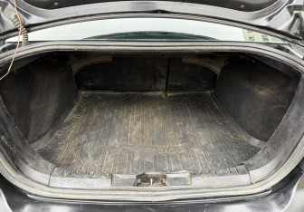 Подержанный автомобиль Ford Focus Sedan 2007 года (14 фото)