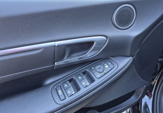 Подержанный автомобиль Hyundai Sonata 2019 года (16 фото)