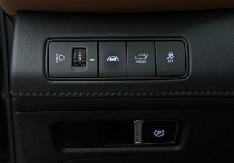 Подержанный автомобиль Hyundai Santa Fe 2021 года (18 фото)