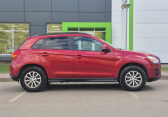 Подержанный автомобиль Mitsubishi ASX 2014 года (4 фото)