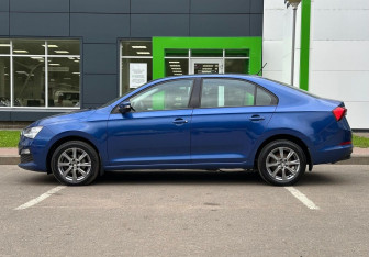 Подержанный автомобиль Skoda Rapid Liftback 2020 года (8 фото)