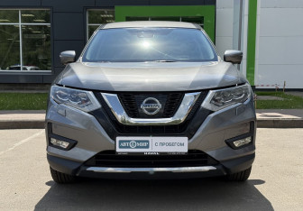 Подержанный автомобиль Nissan X-Trail 2019 года (2 фото)