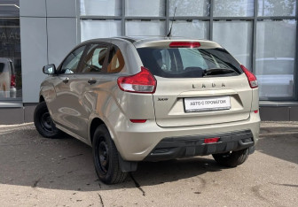 Подержанный автомобиль LADA (ВАЗ) XRAY 2017 года (5 фото)