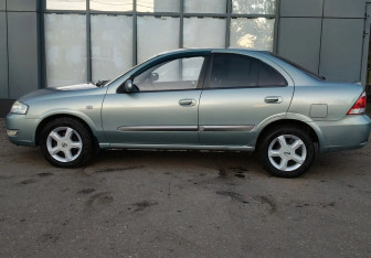Подержанный автомобиль Nissan Almera Classic 2007 года (5 фото)