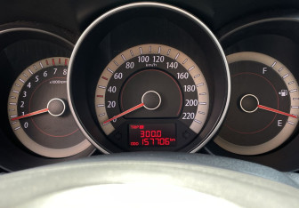 Подержанный автомобиль Kia Cerato Sedan 2010 года (12 фото)