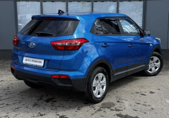 Подержанный автомобиль Hyundai Creta 2016 года (8 фото)
