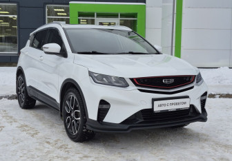 Подержанный автомобиль Geely Coolray 2023 года (3 фото)
