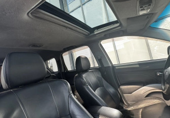 Подержанный автомобиль Mitsubishi Outlander 2007 года (13 фото)