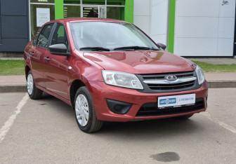 Подержанный автомобиль LADA (ВАЗ) Granta Sedan 2017 года (3 фото)