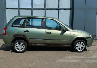 Подержанный автомобиль LADA (ВАЗ) Kalina Wagon 2010 года (4 фото)