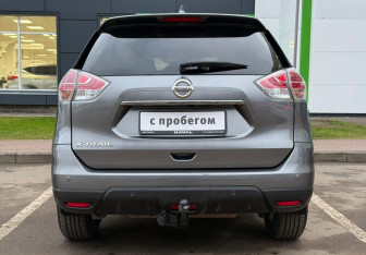 Подержанный автомобиль Nissan X-Trail 2018 года (6 фото)