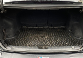 Подержанный автомобиль Kia Rio Sedan 2012 года (13 фото)