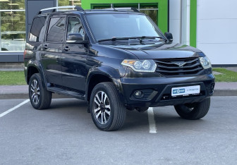Подержанный автомобиль УАЗ Patriot 2016 года (3 фото)