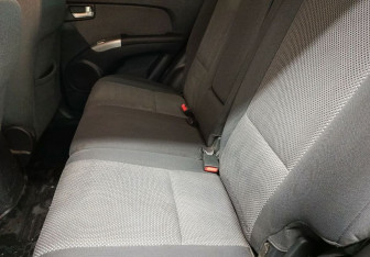 Подержанный автомобиль Kia Sportage 2009 года (12 фото)