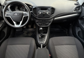 Подержанный автомобиль LADA (ВАЗ) Vesta Sedan 2020 года (11 фото)