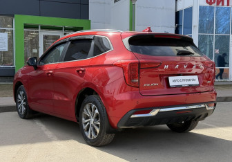 Подержанный автомобиль Haval Jolion 2023 года (7 фото)