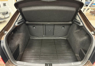 Подержанный автомобиль Skoda Rapid Liftback 2019 года (16 фото)