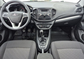 Подержанный автомобиль LADA (ВАЗ) Vesta Sedan 2021 года (11 фото)