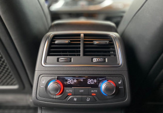 Подержанный автомобиль Audi A6 Sedan 2015 года (16 фото)