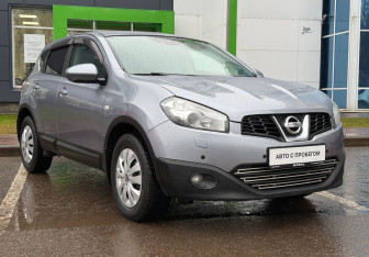 Подержанный автомобиль Nissan Qashqai 2010 года (3 фото)