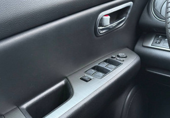 Подержанный автомобиль Mazda 6 Sedan 2010 года (15 фото)