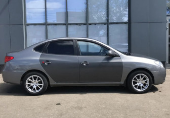 Подержанный автомобиль Hyundai Elantra Sedan 2006 года (4 фото)