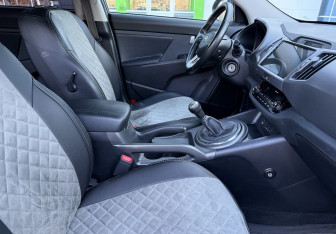 Подержанный автомобиль Kia Sportage 2011 года (10 фото)