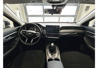 Новый Haval Jolion 2025 (9 фото)