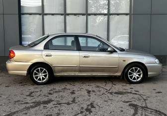 Подержанный автомобиль Kia Spectra Sedan 2007 года (4 фото)
