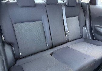 Подержанный автомобиль Nissan Juke 2012 года (11 фото)