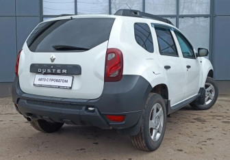 Подержанный автомобиль Renault Duster 2019 года (6 фото)