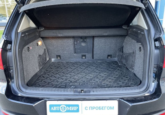Подержанный автомобиль Volkswagen Tiguan 2011 года (18 фото)