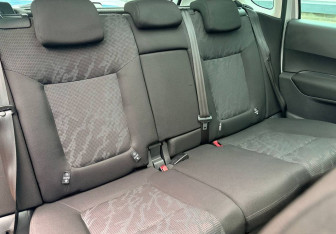 Подержанный автомобиль Peugeot 3008 2011 года (10 фото)