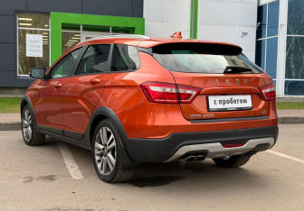 Подержанный автомобиль LADA (ВАЗ) Vesta Wagon 2018 года (7 фото)