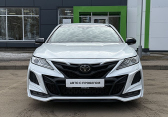 Подержанный автомобиль Toyota Camry Sedan 2018 года (2 фото)