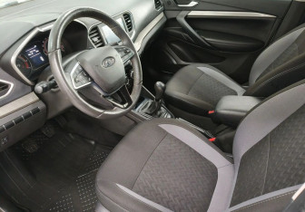 Подержанный автомобиль LADA (ВАЗ) Vesta Sedan 2023 года (9 фото)