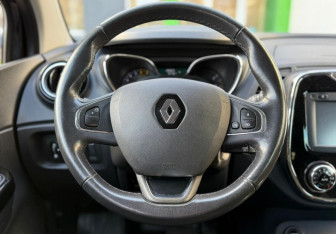 Подержанный автомобиль Renault Kaptur 2016 года (13 фото)