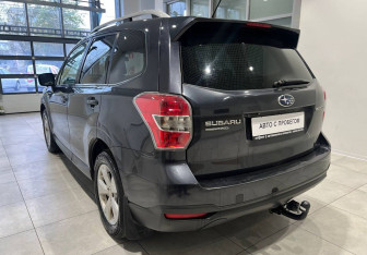 Подержанный автомобиль Subaru Forester Suv 2013 года (7 фото)