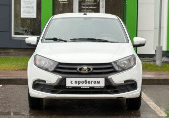 Подержанный автомобиль LADA (ВАЗ) Granta Hatchback 2019 года (2 фото)