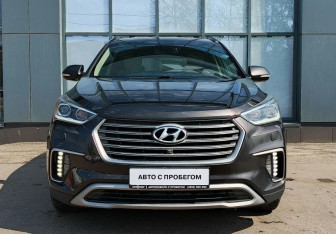 Подержанный автомобиль Hyundai Santa Fe 2016 года (2 фото)