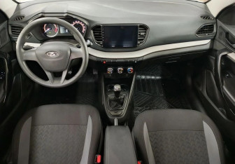 Подержанный автомобиль LADA (ВАЗ) Vesta Sedan 2024 года (13 фото)