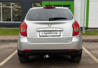 Подержанный автомобиль SsangYong Actyon 2012 года (6 фото)