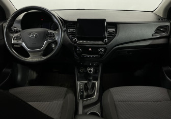 Подержанный автомобиль Hyundai Solaris Sedan 2020 года (9 фото)
